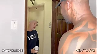 O filho novinho da vizinha veio pega açúcar e levou leite bring to an end negão dotado